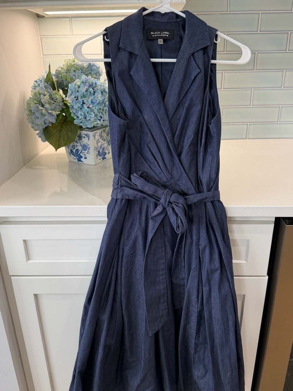 Evan-Picone Sleeveless Denim Wrap Dress with Belt, classic wedding wear size 4